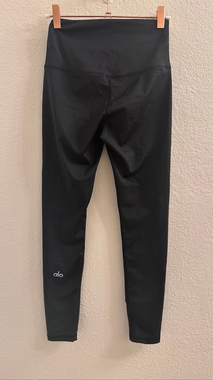ALO Athletic Wear Black Pull on Elastic Top Leggings Size Medium